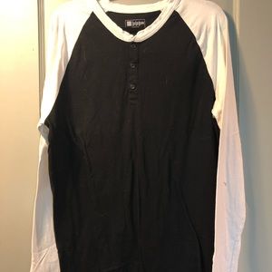 LuLaRoe “Mark” long sleeve